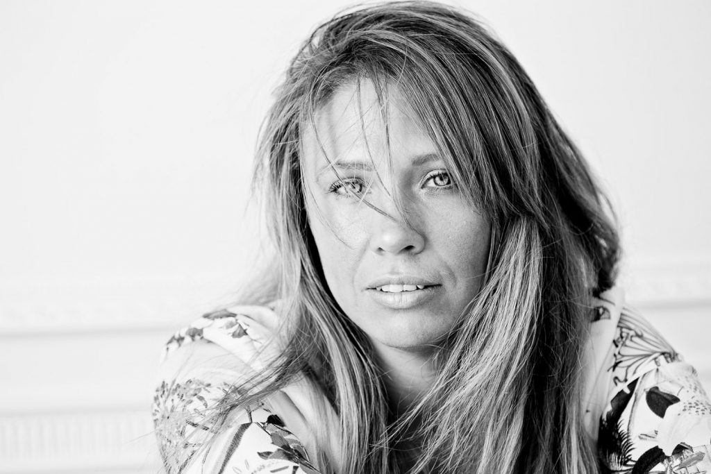 photographe-nice-famille-bebe-enfant-couple-mariage-lifestyle-portrait-magali-caldani-maternite-grossesse-animaux